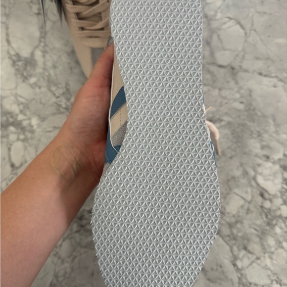 Onitsuka Tiger by Asics Men's Cream and Blue Sneakers - Picture 6 of 7